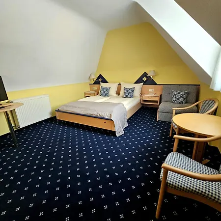 Ruedesheimer Hof Otel