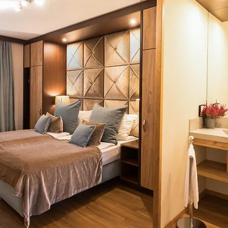 Hotel Ruedesheimer Hof 3*